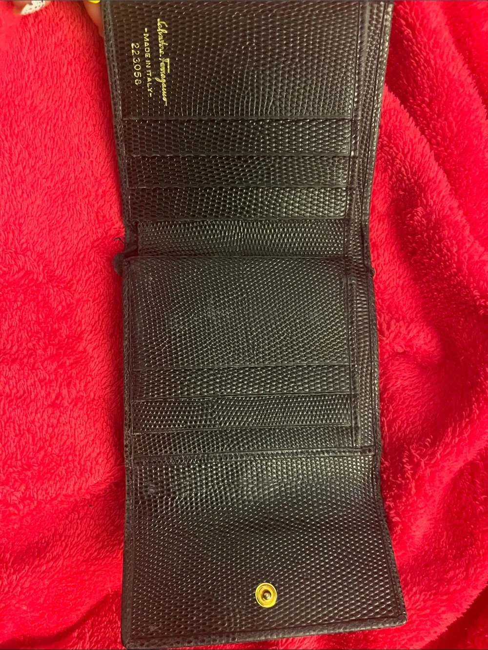 Salvatore Ferragamo Black Leather Vara Bow Compact Wallet with Gold Hardware